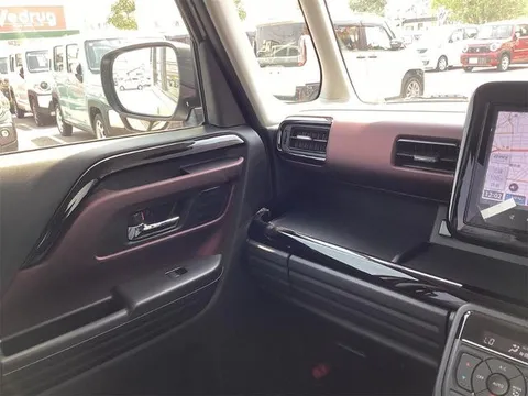 Suzuki Spacia Custom