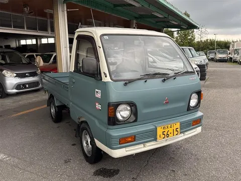 Mitsubishi Minicab Truck
