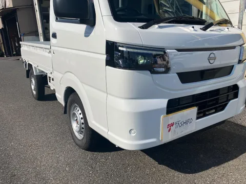 Nissan Clipper Truck