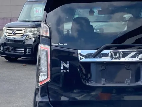 Honda N-WGN Custom