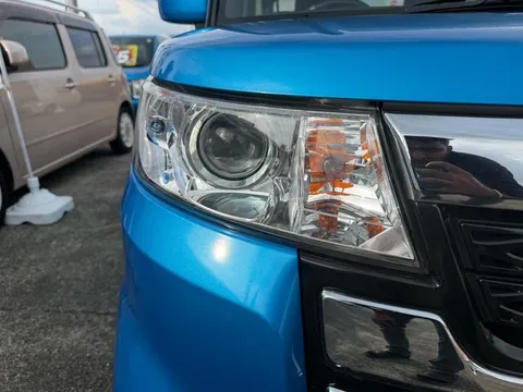 Suzuki Spacia Custom Z