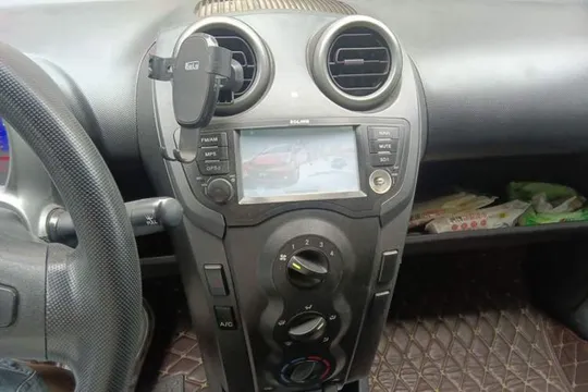 BYD F0
