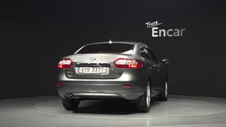 Renault SM3