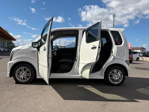 Suzuki Wagon R Stingray