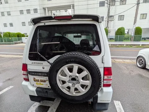 Mitsubishi Pajero Mini