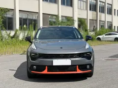 Lynk & Co 02