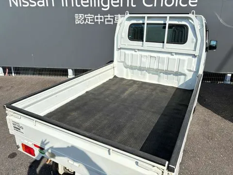 Nissan Clipper Truck