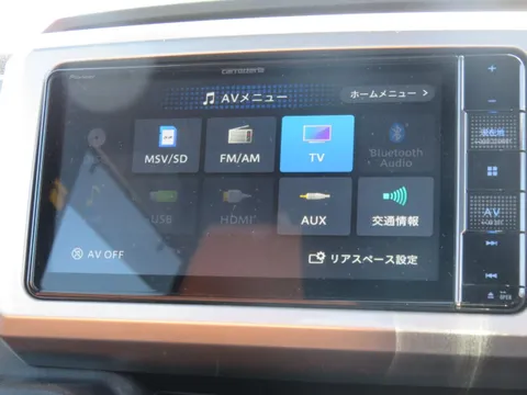 Toyota Pixis Mega