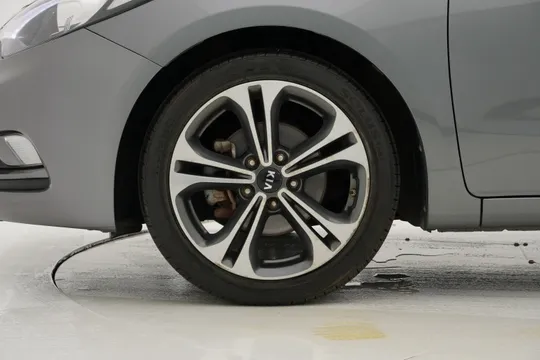Kia Cerato (K3)