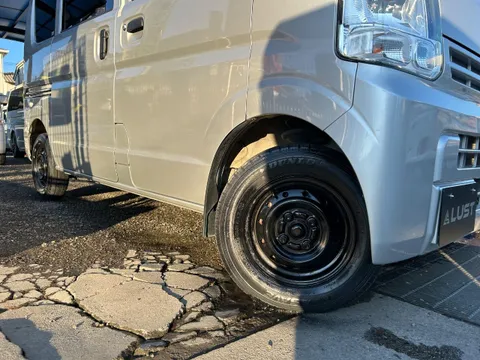Nissan Clipper
