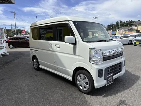 Nissan Clipper Rio
