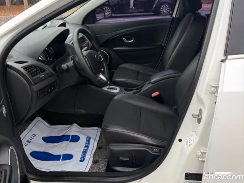 Renault SM3