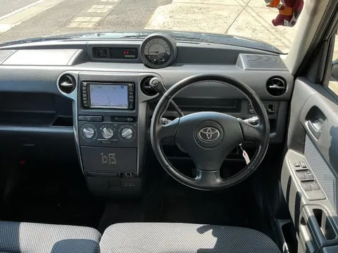 Toyota bB