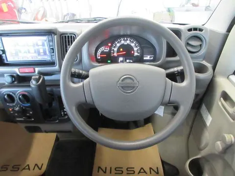 Nissan Clipper