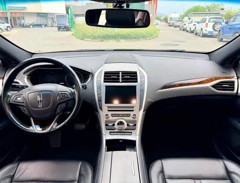 Lincoln MKZ