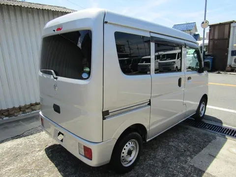 Nissan Clipper