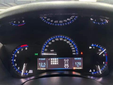 Cadillac ATS-L