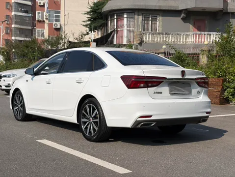 Roewe i6 Classic