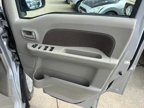 Mitsubishi Minicab Van