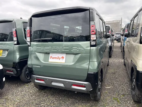 Mitsubishi Delica Mini