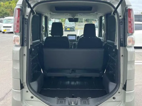 Suzuki Spacia Base
