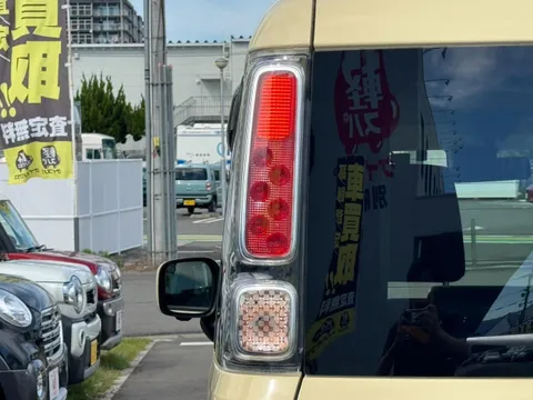 Suzuki Spacia