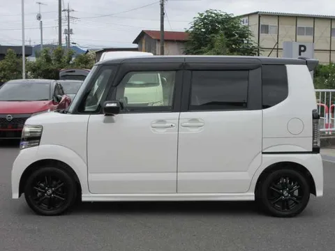Honda N-BOX+