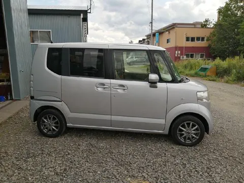 Honda N-BOX Plus