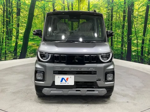 Mitsubishi Delica Mini