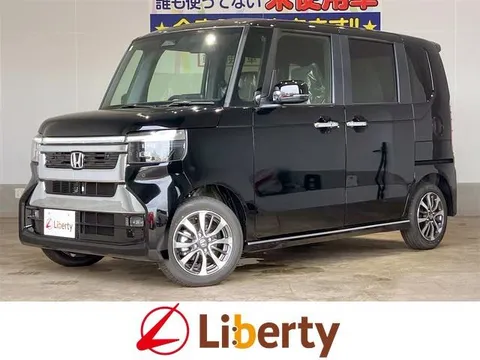Honda N-BOX Custom