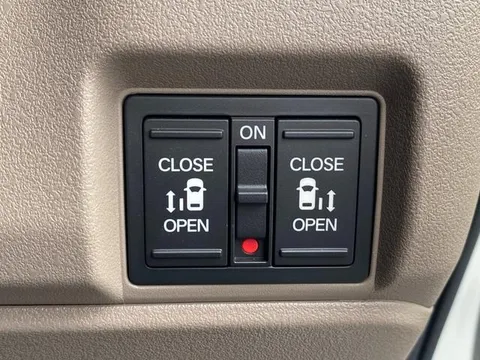 Honda N-BOX Joy