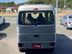 Mitsubishi Minicab Van