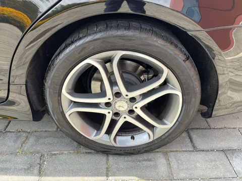 Mercedes-Benz Mercedes-Benz CLS