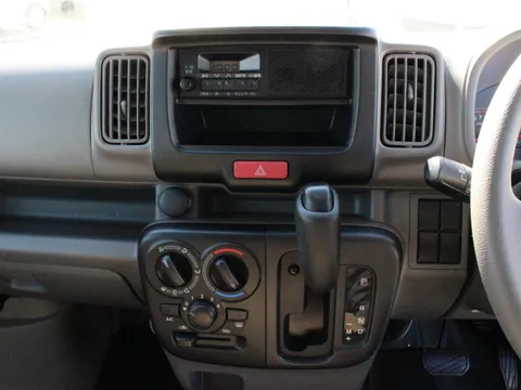 Nissan Clipper