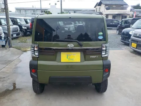 Daihatsu Taft