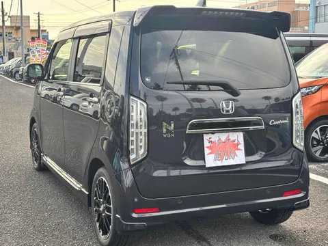 Honda N-WGN Custom