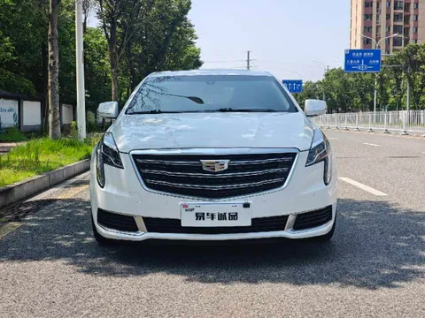 Cadillac XTS