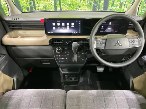 Mitsubishi Delica Mini