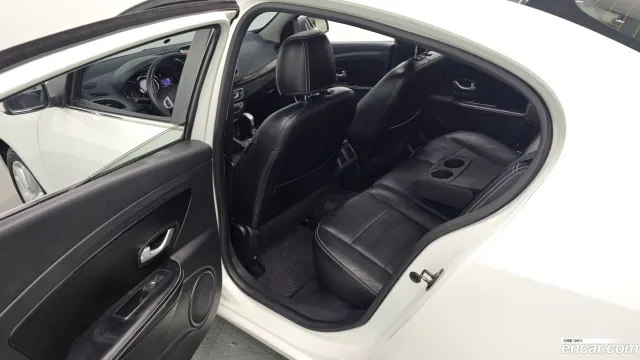 Renault SM3