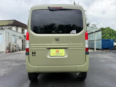 Honda N-VAN Plus Style