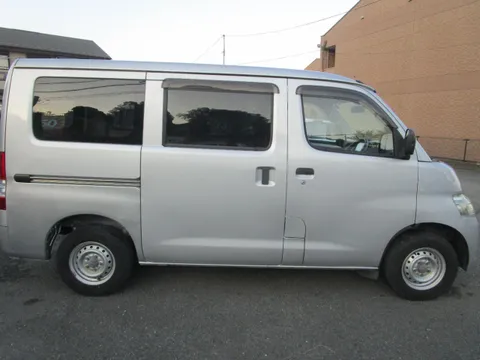 Toyota TownAce Van