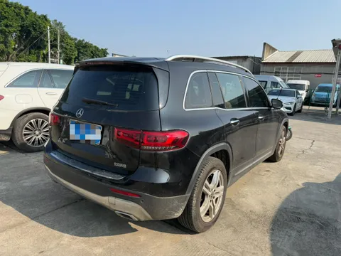 Mercedes-Benz Mercedes-Benz GLB