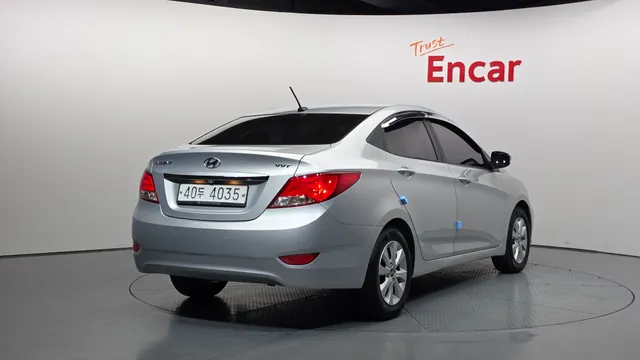 Hyundai Accent