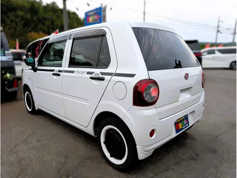Daihatsu Mira Tocot