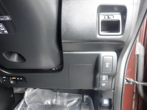 Honda N-BOX Slash
