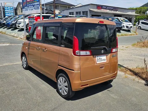 Suzuki Spacia