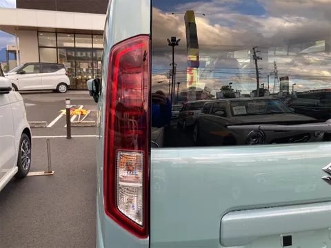 Suzuki Spacia