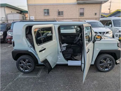 Daihatsu Taft