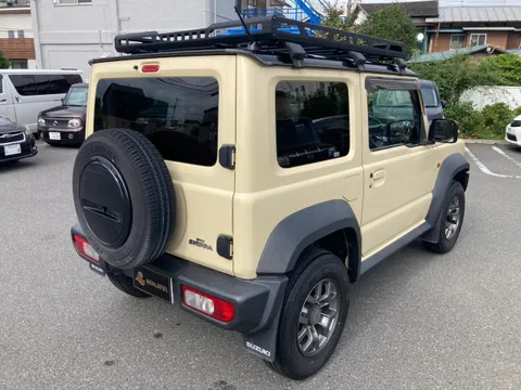 Suzuki Jimny Sierra