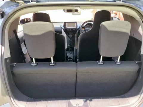 Toyota iQ